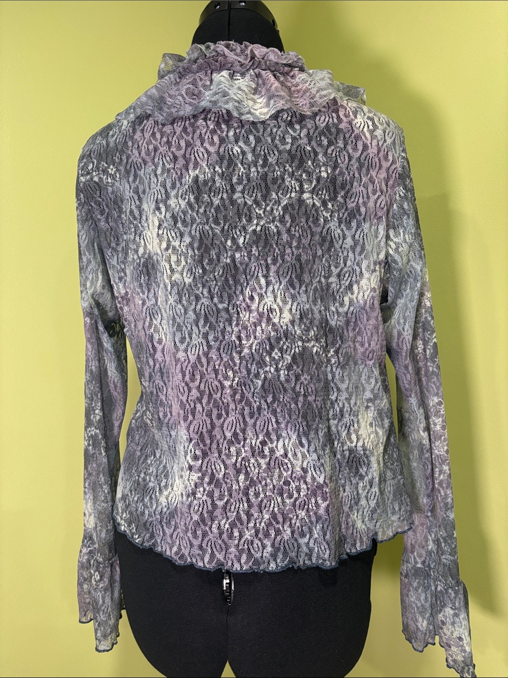 Mix it Stretch Sheer Lace Ruffle Blouse in Blue/Green/Cream - Picture 3 of 7